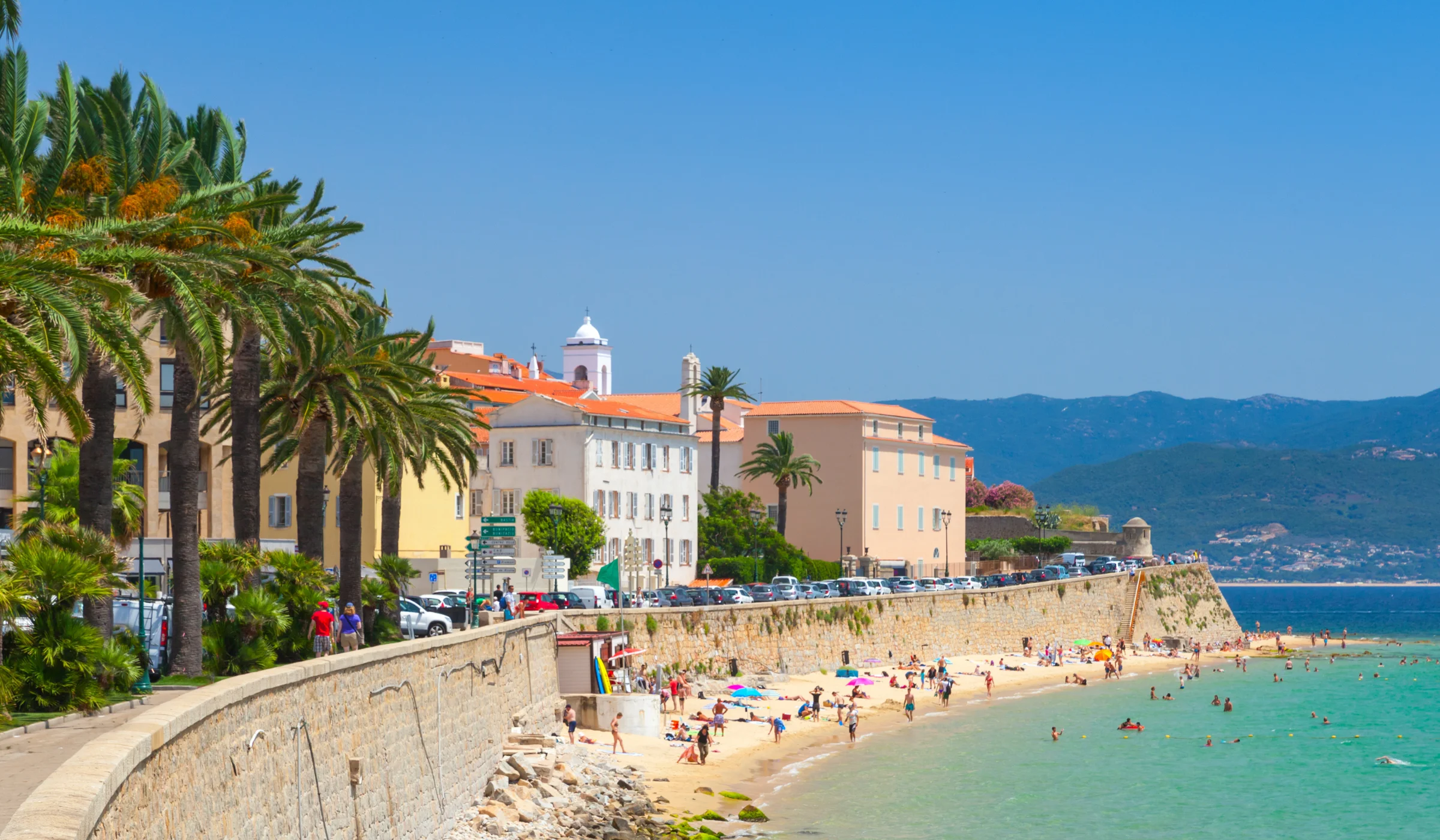 Bord de mer et vieille ville d'Ajaccio