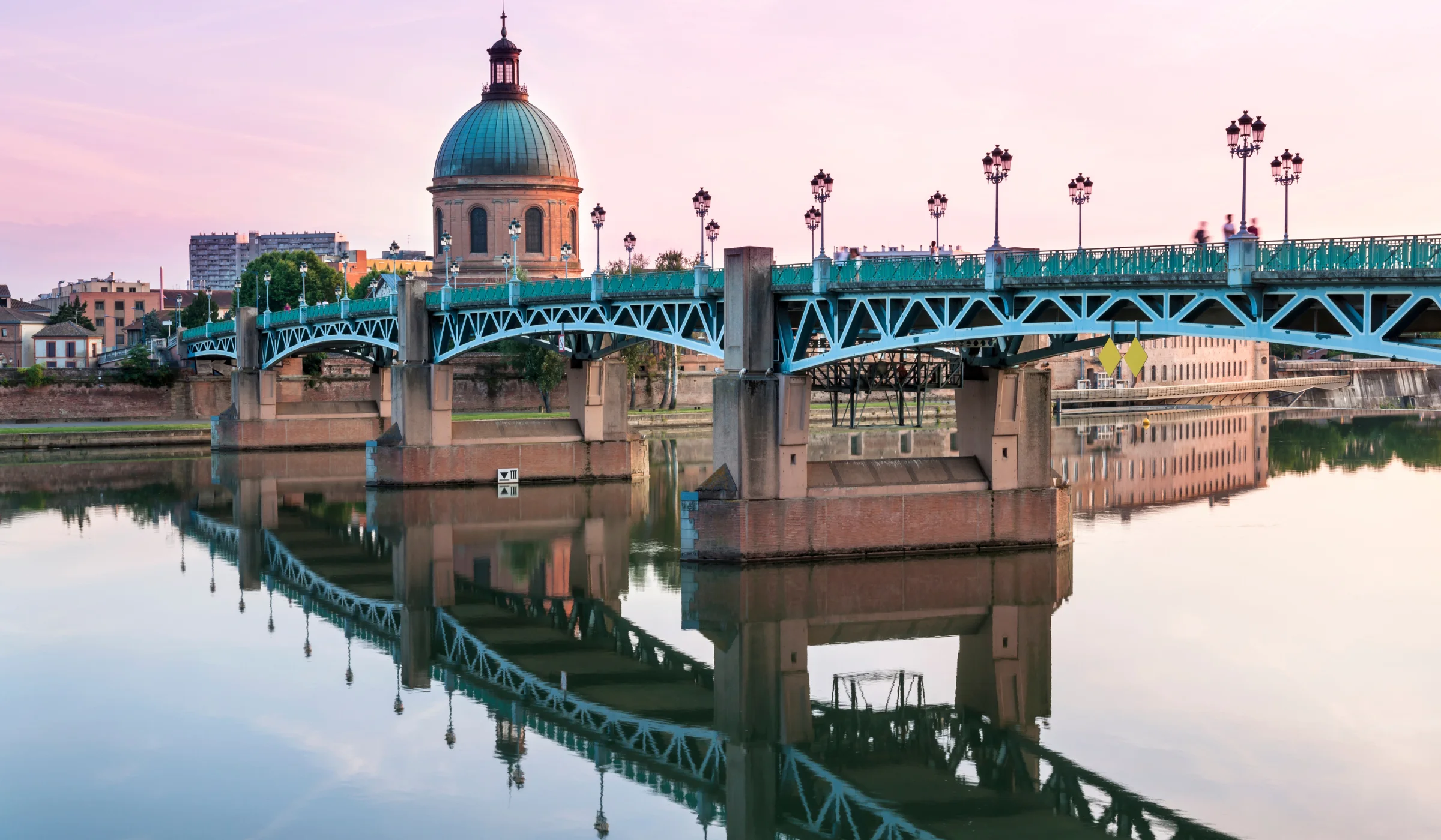 Pont Saint-Pierre et dôme de la Grave, Toulouse