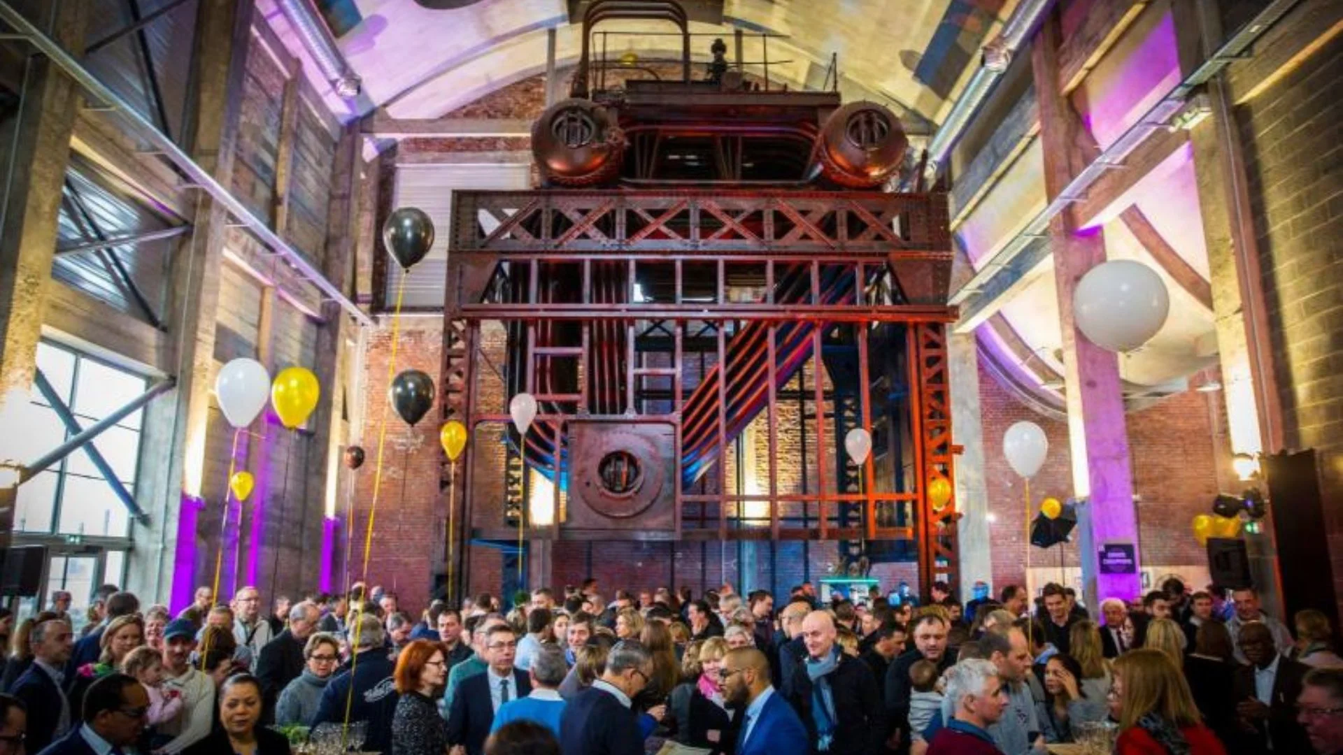 Soirée en lieu industriel