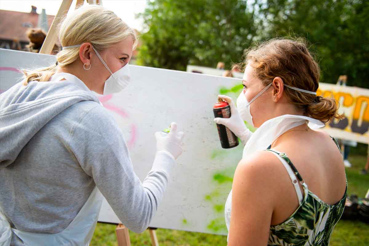 Team building Graffiti