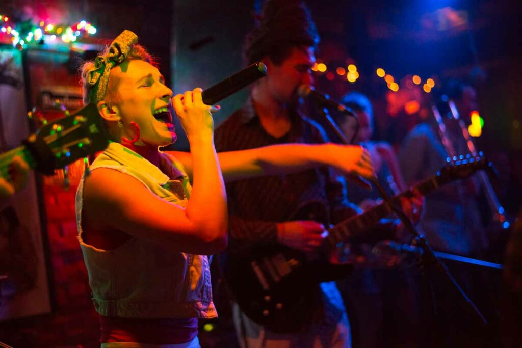 team building karaoké