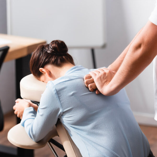 Découvrez les bienfaits du massage amma assis