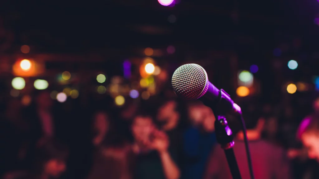 karaoké live ; karaoké entreprise ; jeu d'entreprise ; soirée d'entreprise
