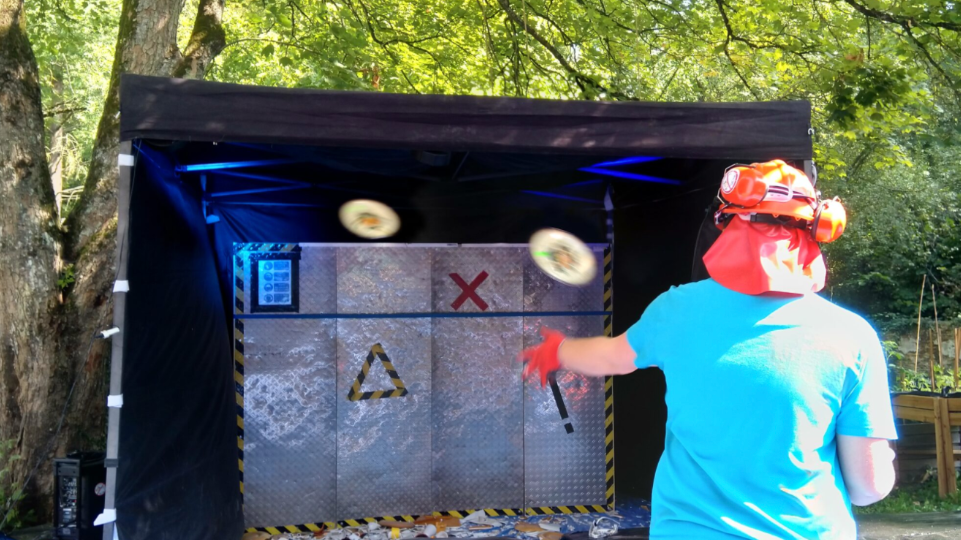 atelier créatif ; team building créatif ; destruction ; esprit d'équipe